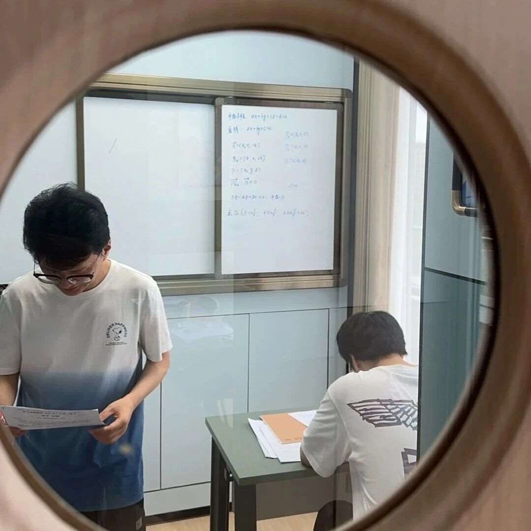 高三选对书院有多爽？在依米的这一年，我活成了&ldquo;定制版&rdquo;学霸